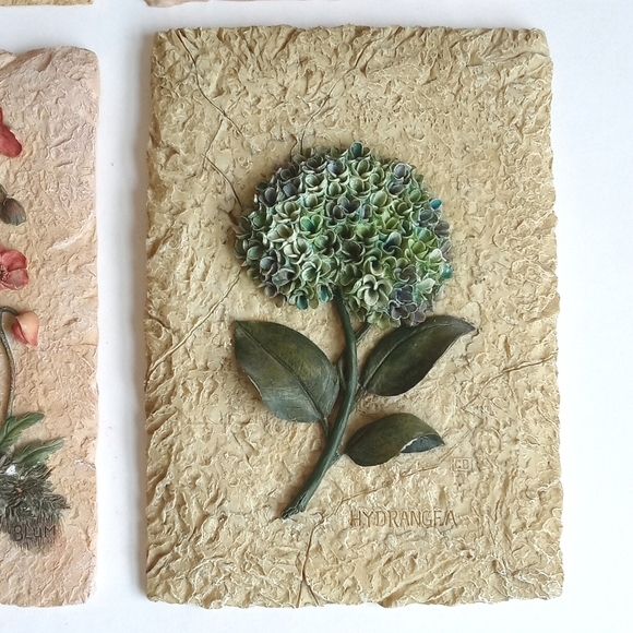 Set of 4 Floral 3D Paintings/ Murals - Picture 13 of 14